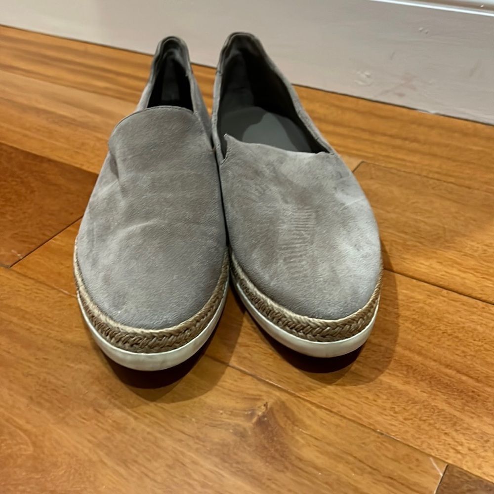 Vince Suede Slip On Sneakers Womens Grey Jute Espadrille Platform Shoes 9M